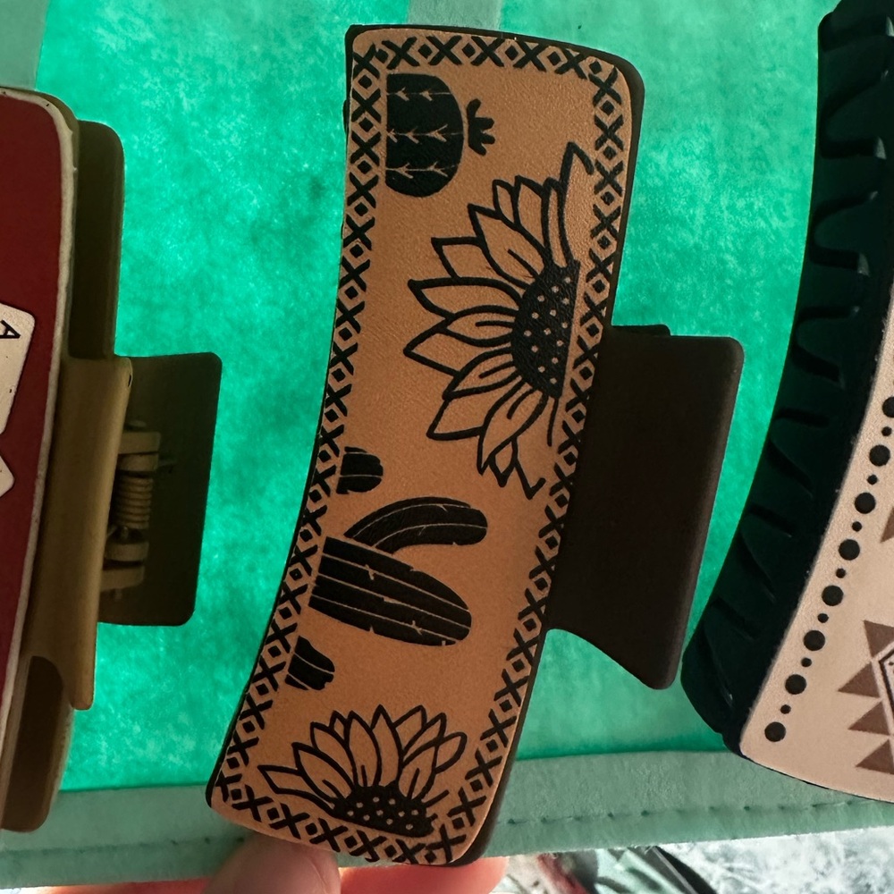Decorative Hair Clip